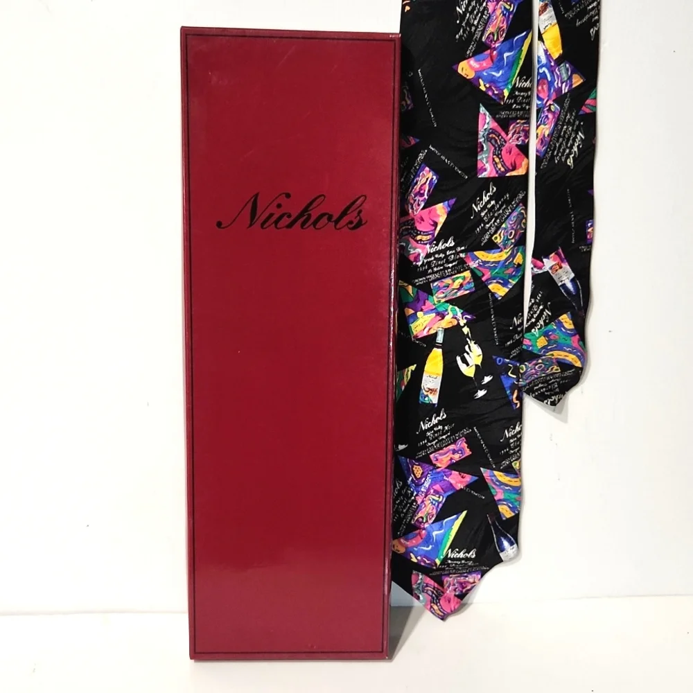 90's Wine Vogue Collection Nichols Winery Silk Tie Images of a Sommelier HTF NEW